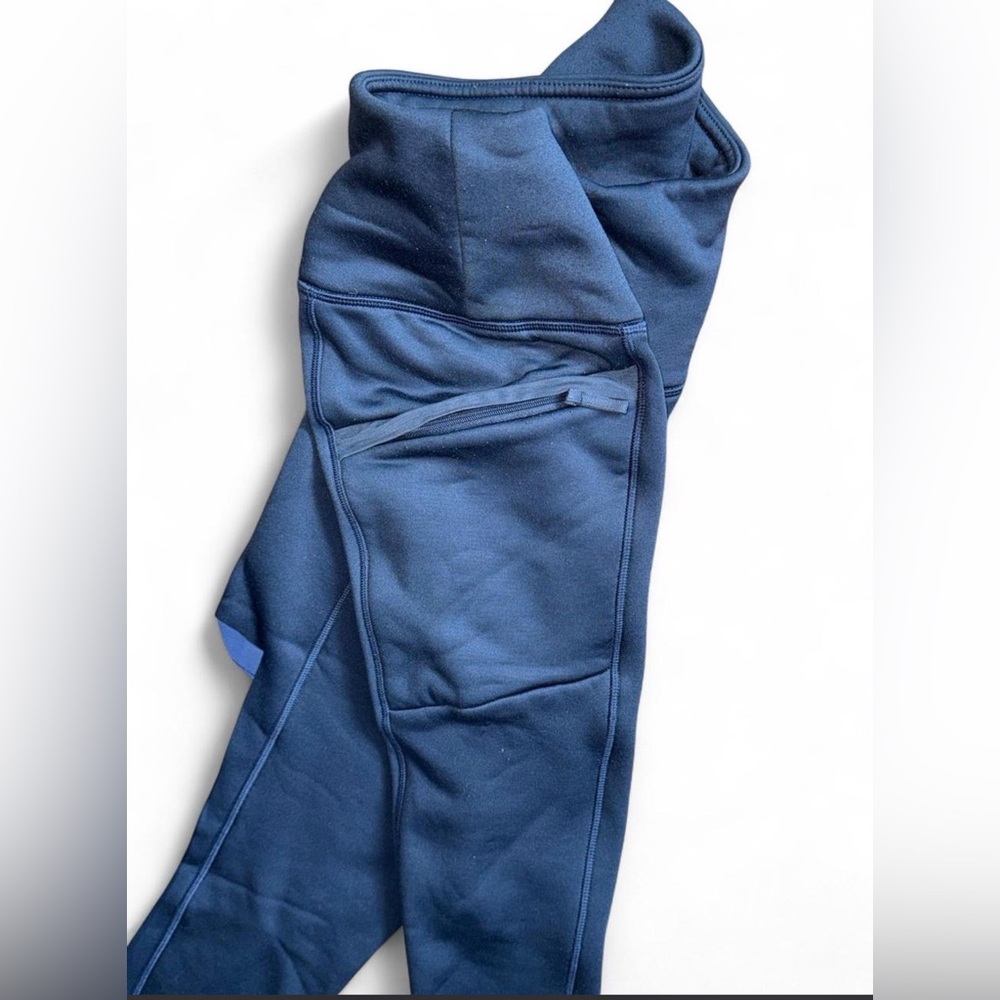 Avalanche Fleece Lined Leggings ❄️ (Size M) – Navy - Picture 3 of 6